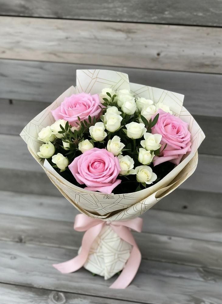 Букет цветов из: Розы в Кяхулай