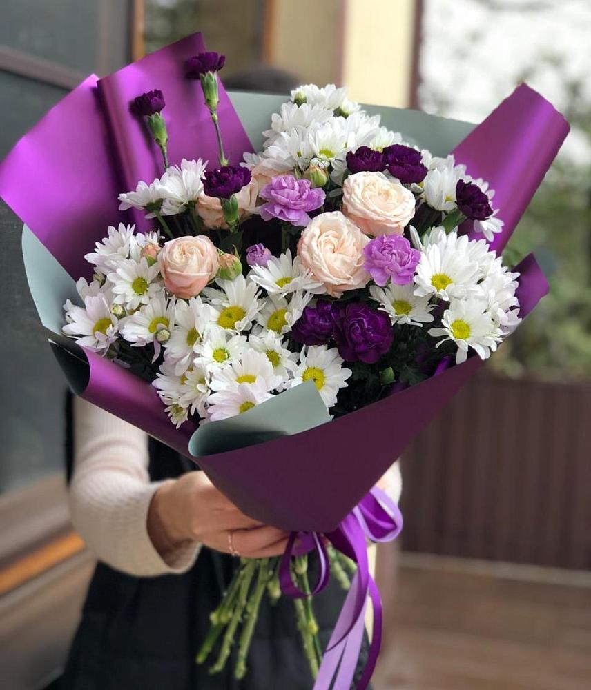 Букет цветов из: Хризантемы, Гвоздики и Розы в Кяхулай