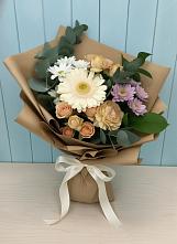 Букет цветов из:  Герберы и Хризантемы в Кяхулай