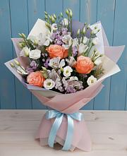 Букет цветов из:  Лизиантусы, Розы, Альстромерии и Гипсофила #REPLACE_PRED# Кяхулай