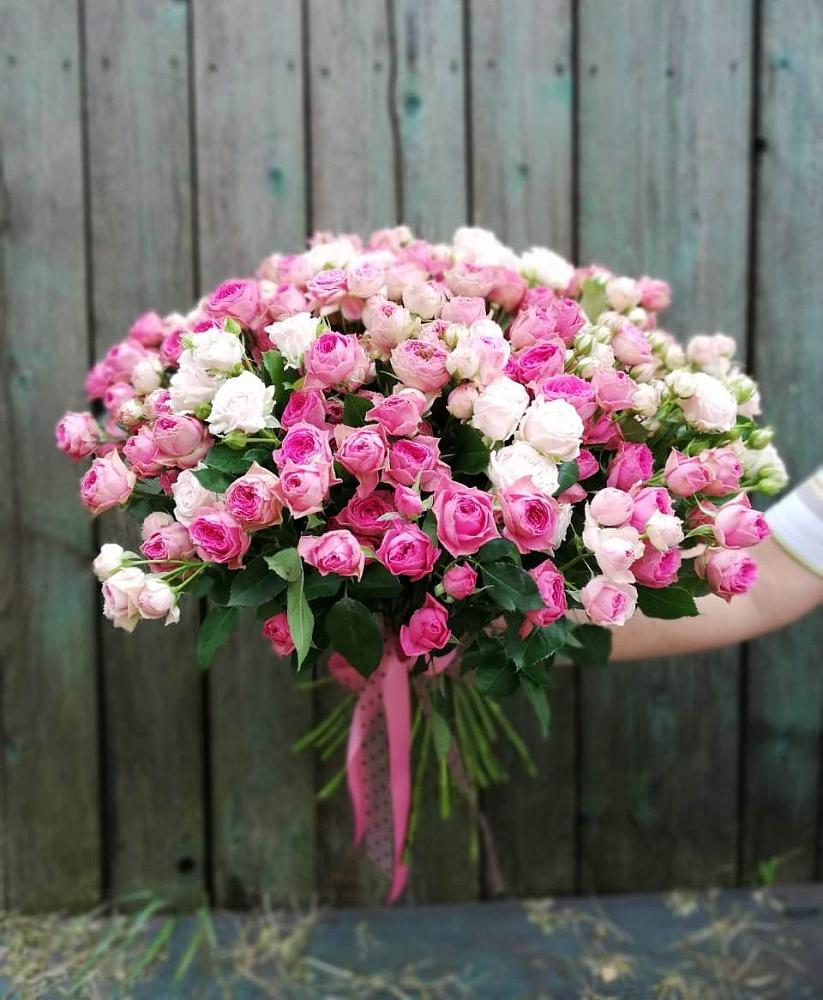 Букет Розовые кустовые розы Натали и Лав Лидия в Кяхулай