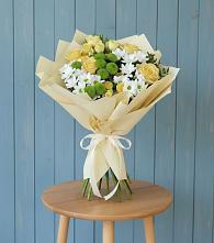 Букет цветов из:  Хризантемы и Розы #REPLACE_PRED# Кяхулай