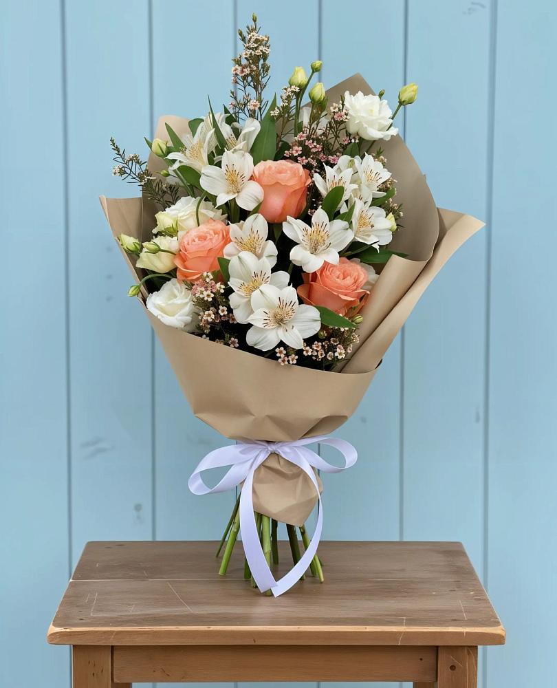 Букет цветов из: Альстромерии, Лизиантусы, Розы и Хризантемы в Кяхулай