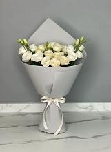 Букет цветов из:  Розы и Лизиантусы в Кяхулай